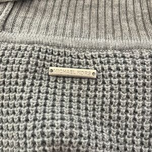 Michael Kors Turtleneck Sweater In gray waffle. No flaws!